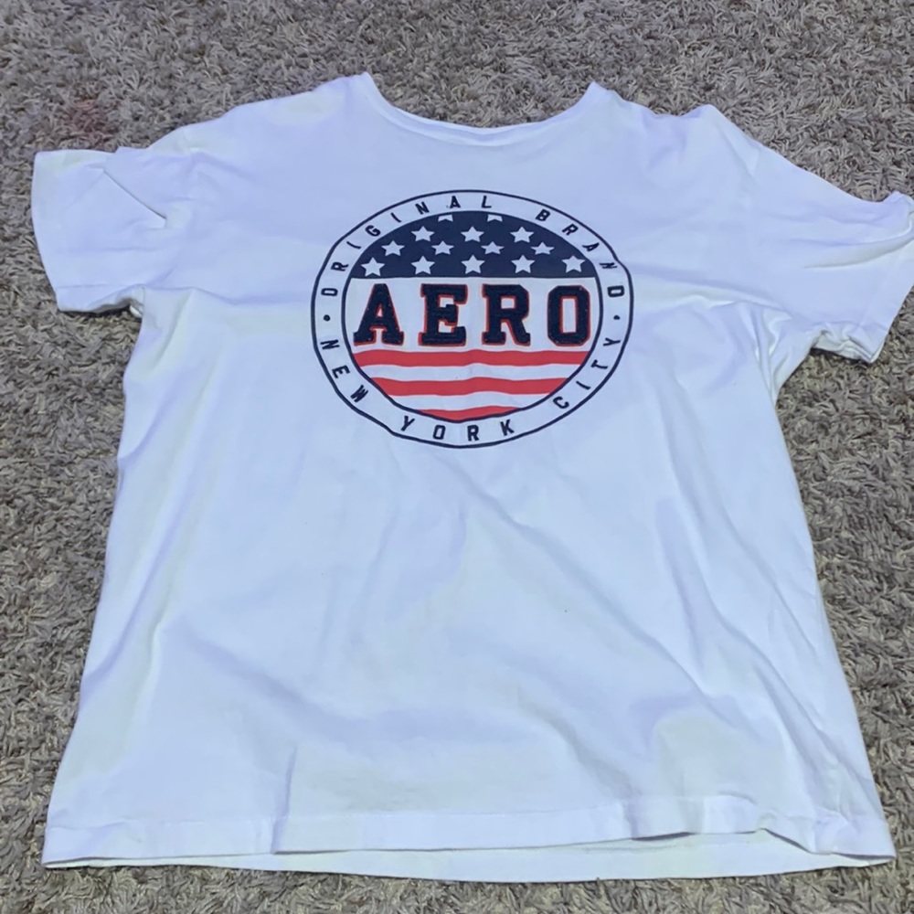 Aeropostale (mens) white T-shirt